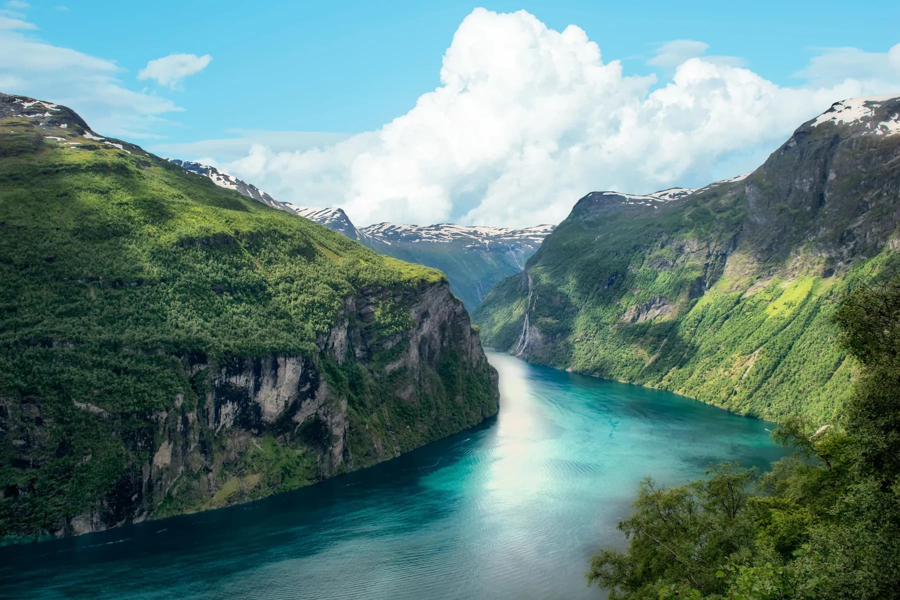 FROM MILAN TO THE FJORDS — VANLIFE NORWAY 7